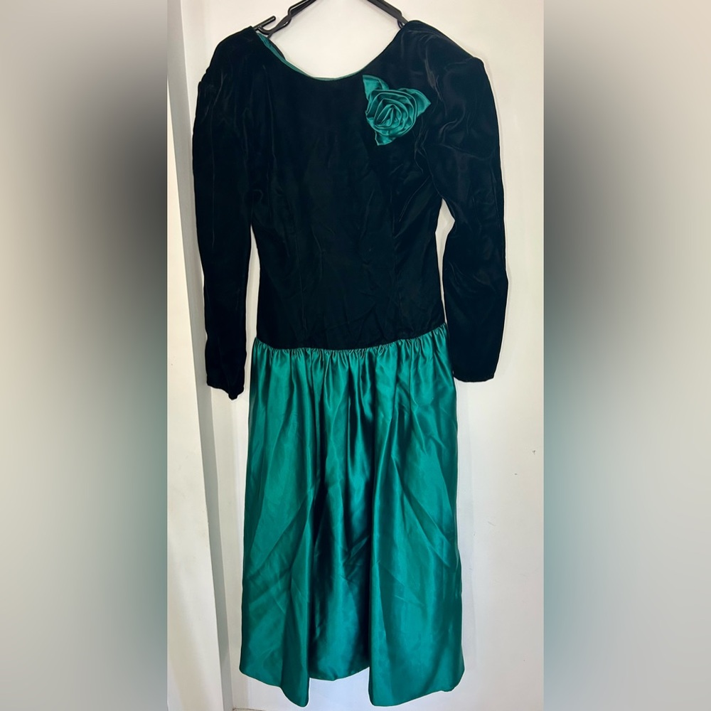 80s Emerald Green and Black Velvet Dress